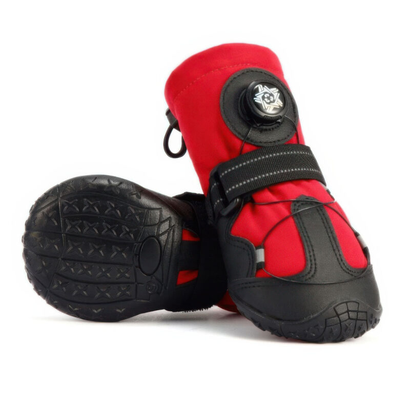 Underneath view of dial lock dog shoes no slip variant highlighting the multi-directional anti-slip traction channels.
