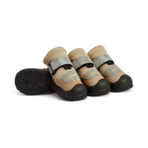 Khaki Protective Mesh Dog Shoes Overview Khaki protective mesh shoes for dogs featuring dual-band reflective PU panels and traction-molded outsoles.