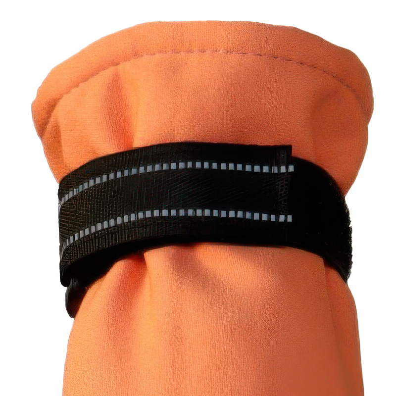 Close-up of the double-velcro-strap dog boots closure featuring a high-adhesion retroreflective nylon weaving strip.